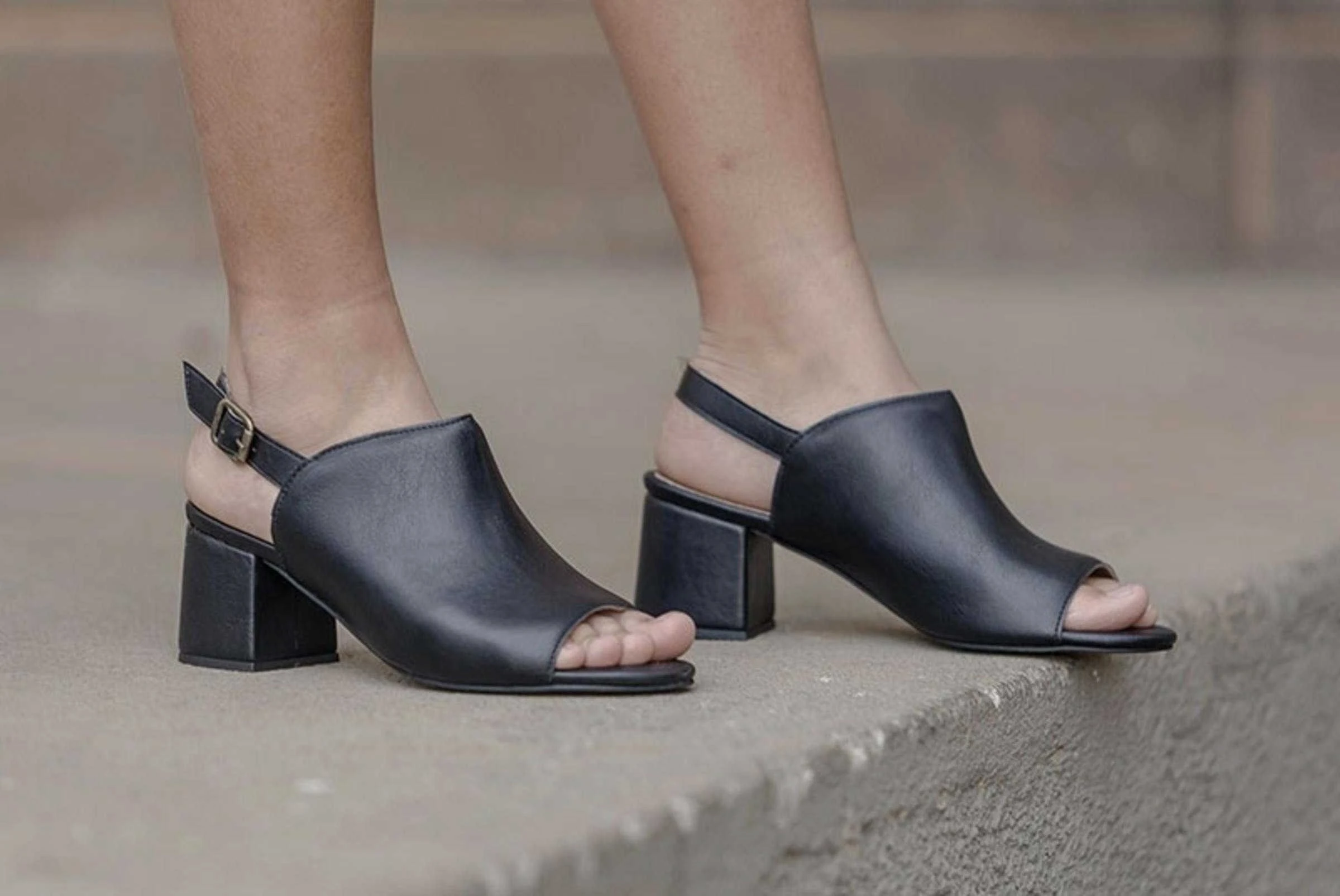 Iolanda Black 6 Iolanda Black - Image 6