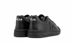 Veja Urca CWL All Black -ALTERCORE Sales Store 005534 5 1