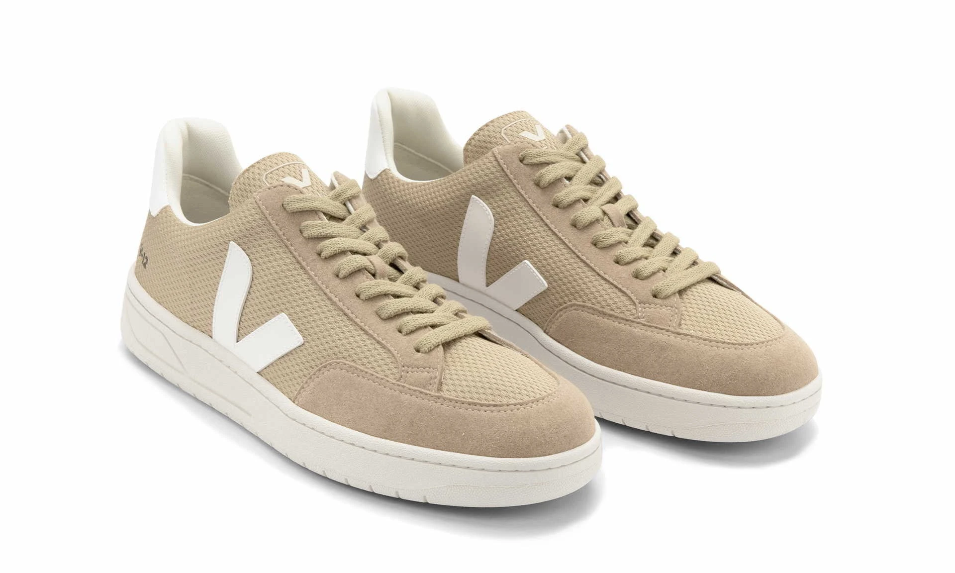 Veja V-12 Alveomesh Dune White 2 Veja V-12 Alveomesh Dune White - Image 2