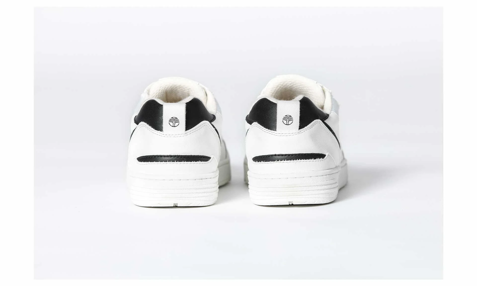 UX-68 Dot 4 UX-68 Dot - Image 4