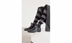 Vickie Black -ALTERCORE Sales Store 006108 6