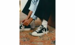 Veja WATA II LOW CANVAS BLACK PIERRE -ALTERCORE Sales Store 006299 6