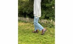 1992 Burgundy Apple -ALTERCORE Sales Store 006528 8 1